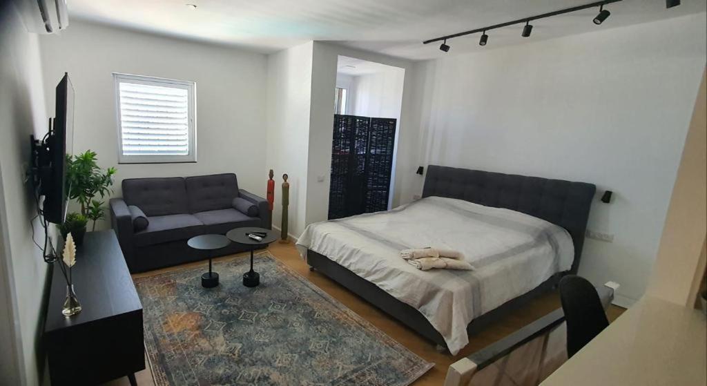 Sunshine Suites By The Sea Eilat 3 Min Walk To The Beach エクステリア 写真